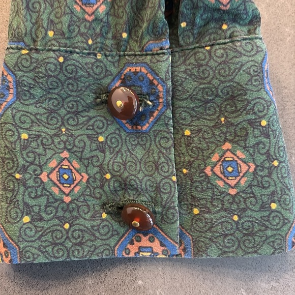 Veronica Beard Silk Deep Green Patterned Blouse - Picture 7 of 10